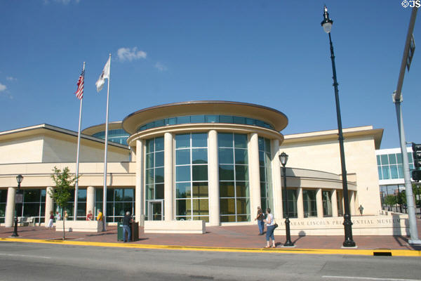 Abraham Lincoln Presidential Museum building. Springfield, IL.
