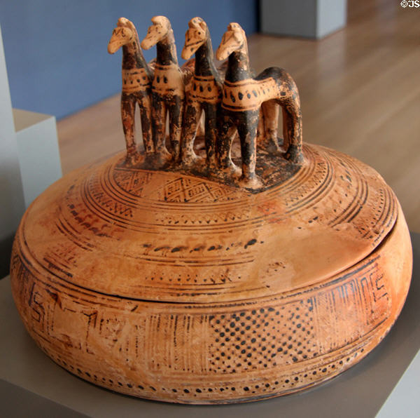 Greek terracotta Pyxis (760-735 BCE) from Athens at Art Institute of Chicago. Chicago, IL.