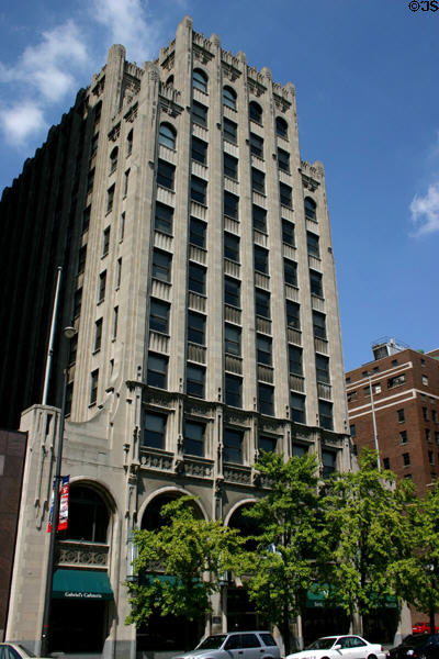 Chamber of Commerce Building (1926) (320 North Meridian St.). Indianapolis, IN. Style: Neo-gothic. Architect: Robert Frost Daggett.