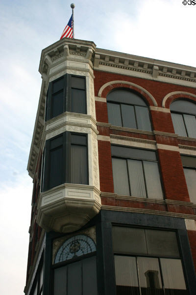 U.S. Bank building (Madison & W Pike). Covington, KY.