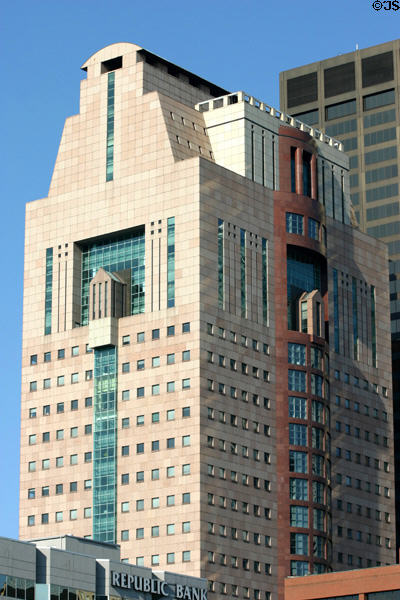 Humana building west & southern facades. Louisville, KY.