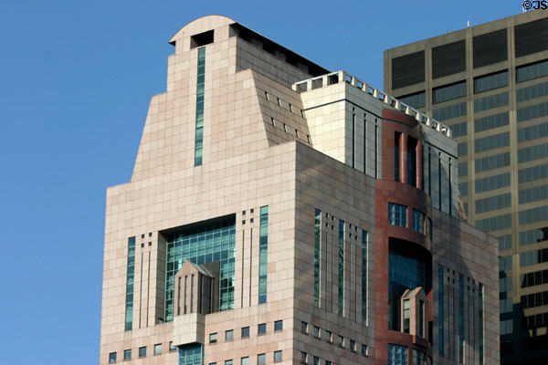 Humana building west & southern upper stories. Louisville, KY.