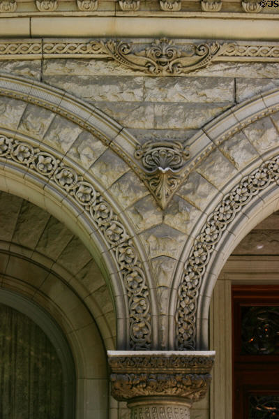 Romanesque arch of Conrad-Caldwell House. Louisville, KY.