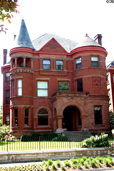 1324 S. 4th St. Louisville, KY. Style: Richardsonian Romanesque.