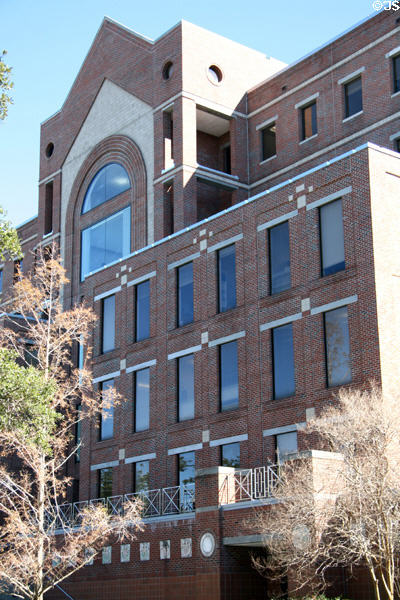 Goldring / Woldenberg Hall school of business (1986) at Tulane University. New Orleans, LA.