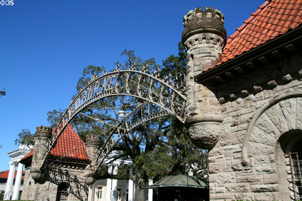 Audubon Place, an early gated community beside Tulane University. New Orleans, LA.