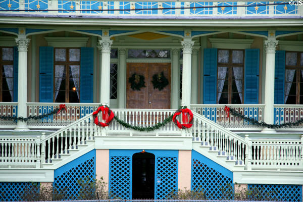 Double stairways of San Francisco Plantation. LA.