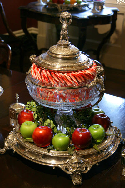 Dining room centerpiece at Houmas House. Burnside, LA.