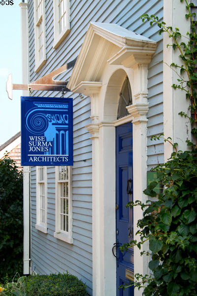Henry Beetle house (c1804) (24 Centre St.). New Bedford, MA.