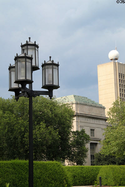Green Building (1964) highrise of Dept. of Earth, Atmosphere, & Planetary Sciences beyond Maclaurin Buildings dedicated to Pasteur at MIT. Cambridge, MA. Architect: I.M. Pei.