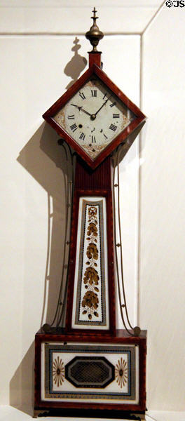 Timepiece (c1800-1) by Daniel Munroe with case attrib. William Munroe of Concord at Concord Museum. Concord, MA.