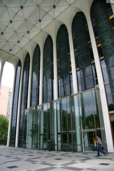 Entrance of 20 Washington Avenue South. Minneapolis, MN.