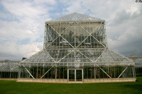 Glass house in Minneapolis Sculpture Garden. Minneapolis, MN.