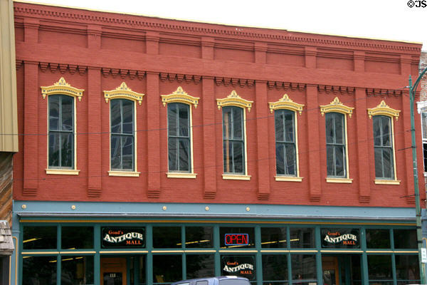 Heritage commercial building (111 E 3rd St.). Carthage, MO.