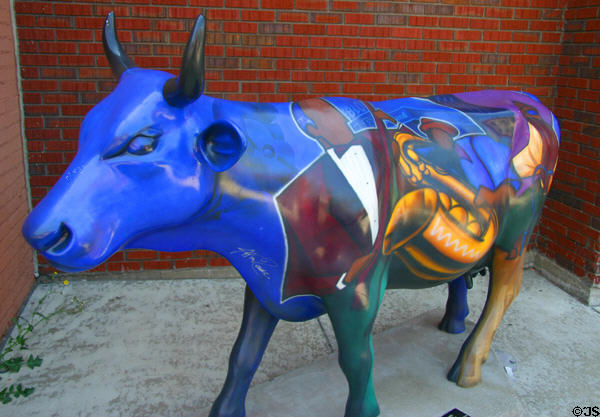18th & Bovine sidewalk art by Jeff DeRousse outside American Jazz Museum. Kansas City, MO.