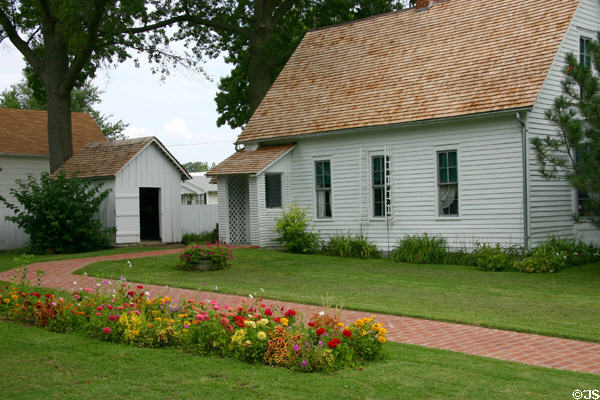 Harry S. Truman Birthplace Museum House (1009 Truman St.). Lamar, MO. On National Register.