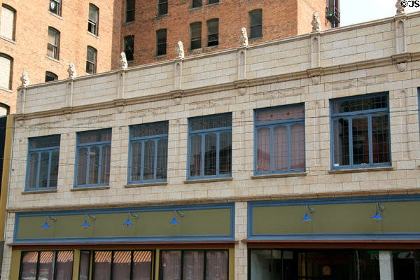 F&W Grand department store (1930) (22 W. Park St.) with terra cotta lions guarding parapet. Butte, MT. Architect: Walter Arnold.