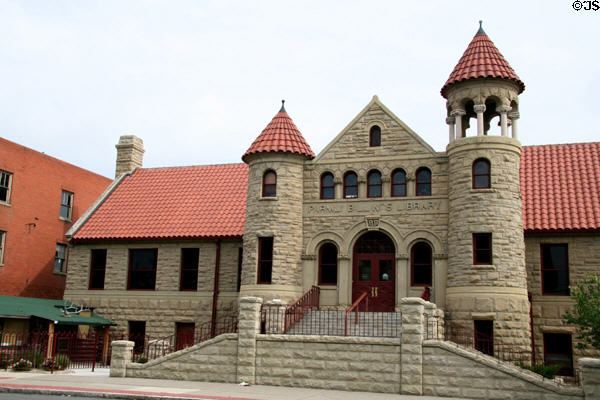 Parmly Billings Public Library with J.K. Ralston log cabin. Billings, MT.