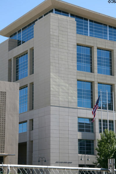 Mills B. Lane Justice Center (2006). Reno, NV. Architect: Tate Snyder Kimsey Architects.