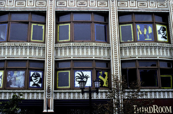 Calumet Building bay windows. Buffalo, NY.