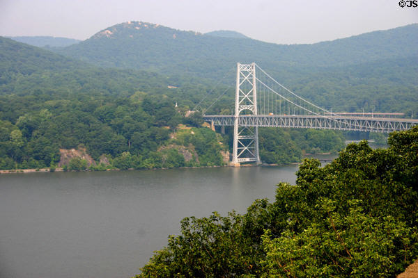Bear Mountain suspension bridge over Hudson River. NY.