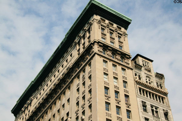 Bank of the Metropolis (1903) (31 Union Square West) (16 floors). New York, NY. Style: Beaux Arts. Architect: Bruce Price. On National Register.
