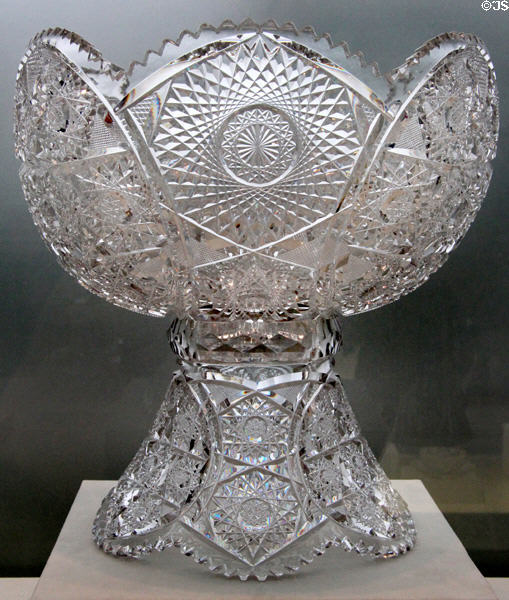 Cut glass punch bowl (1890-1905) attrib. C. Dorflinger & Sons of White Mills, PA at Metropolitan Museum of Art. New York, NY.