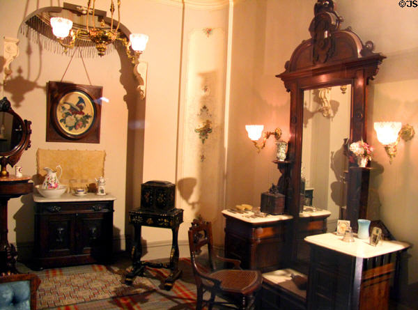 Civil War dressing room with dressing table (1872) by Thomas Brooks of Fulton St., Brooklyn at Brooklyn Museum. Brooklyn, NY.