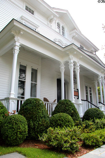 Stephen French House (1796, renovated 1876) (20 Union St.). Sag Harbor, NY. Style: Italianate Victorian.