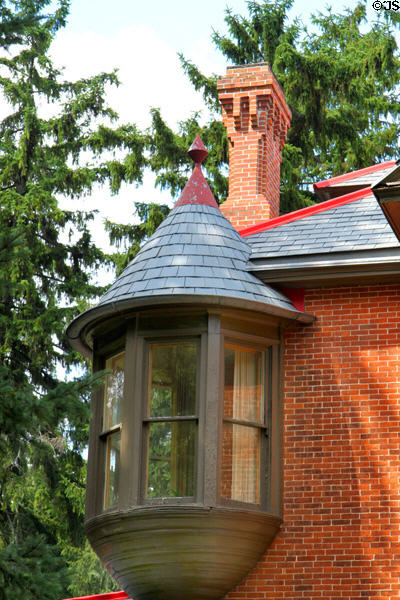 Round sunroom sitting area of Hayes Presidential Home 1889 wing. Fremont, OH.