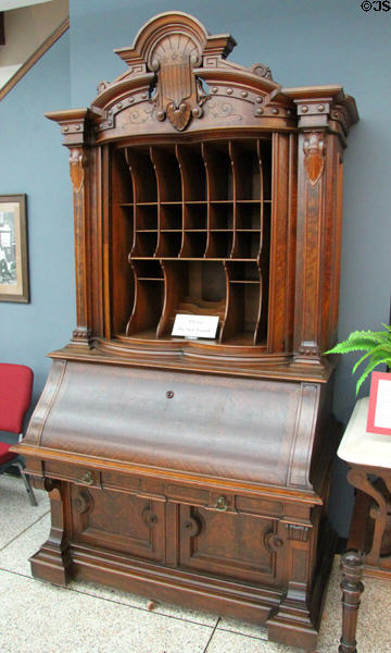 White house desk used from time of U.S. Grant to Teddy Roosevelt now at Hayes Museum. Fremont, OH.