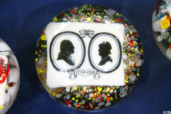 Degenhart glass paper weight with George & Martha Washington (1932) at Degenhart Paperweight & Glass Museum. Cambridge, OH.