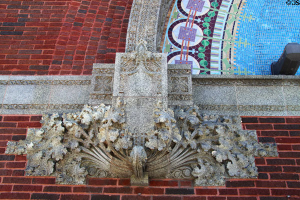 Stonework garland on Sullivan's People's Federal Savings & Loan Assn. Sidney, OH.
