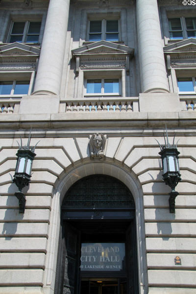 Arcaded entrance of Cleveland City Hall. Cleveland, OH.