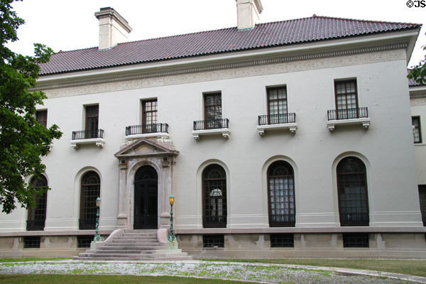 Bingham-Hanna Mansion (1919) now part of Cleveland History Center. Cleveland, OH.