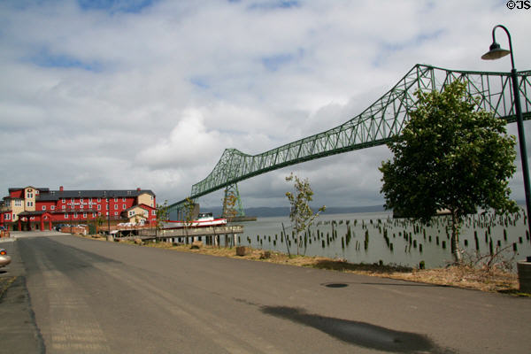 Cannery Pier Hotel beside Astoria-Megler Bridge. Astoria, OR.