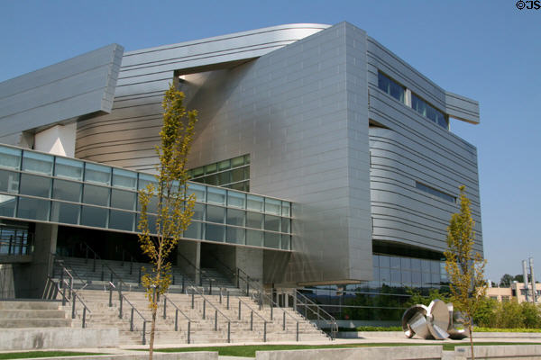 Metallic facade of Wayne Lyman Morse United States Courthouse. Eugene, OR.