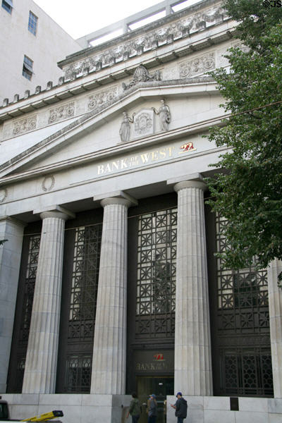 Bank of the West (old First National Bank) (1889) (401 SW 5th Ave.). Portland, OR. Style: Neoclassical. Architect: Coolidge & Shattuck.