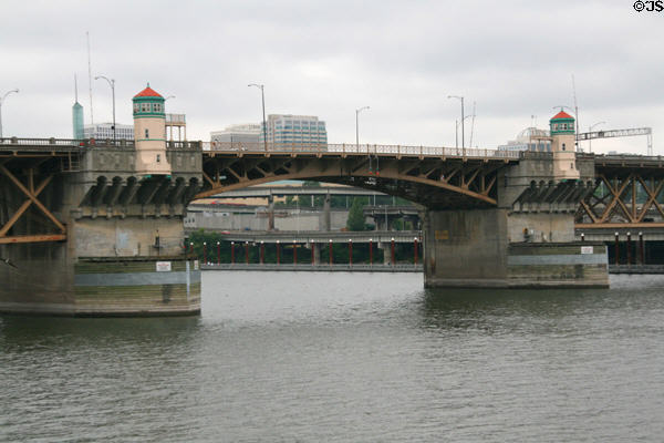 Burnside Bridge over Willamette River. Portland, OR.