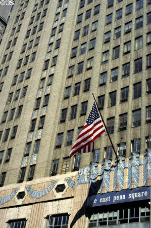 One East Penn Square (1930) (24 floors). Philadelphia, PA. Architect: Ritter & Shay.