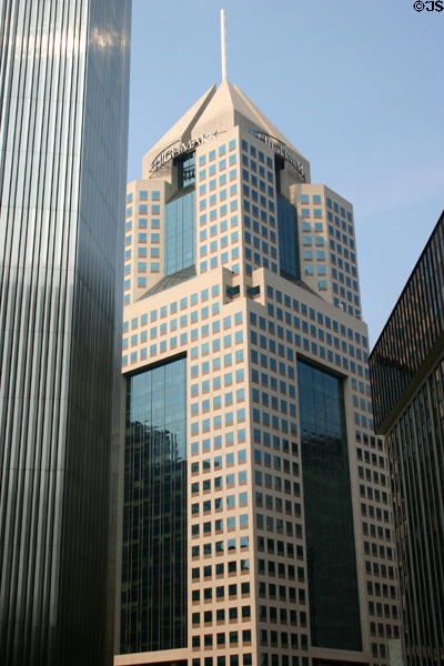 Fifth Avenue Place or Highmark tower. Pittsburgh, PA.