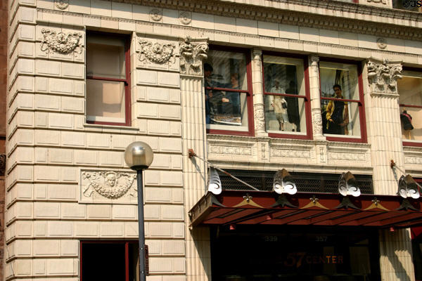 Portal detail of Heinz 57 Center. Pittsburgh, PA.