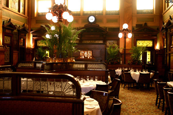 Restaurant interior of Pittsburgh & Lake Erie Railroad Station. Pittsburgh, PA.