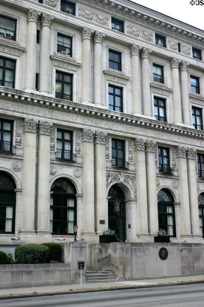 Pittsburgh Athletic Association building on University of Pittsburgh campus. Pittsburgh, PA.