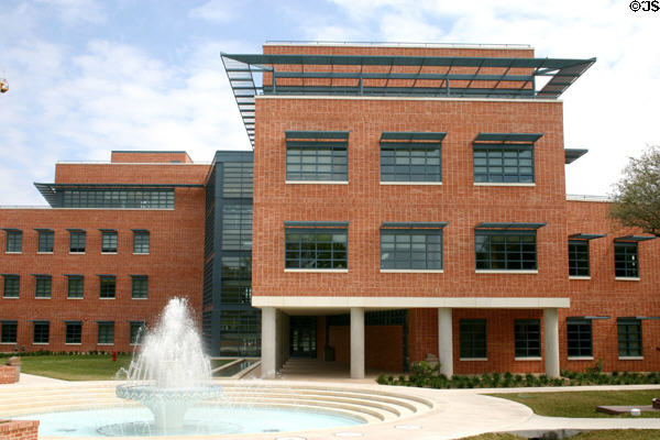 Trinity University Memorial Chapel Northrup Hall (c2004). San Antonio, TX.