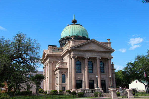 Lutcher Memorial Church (originally First Presbyterian Church) (1912) (902 W. Green Ave.). Orange, TX. Style: Classical Revival. Architect: James Oliver Hogg. On National Register.