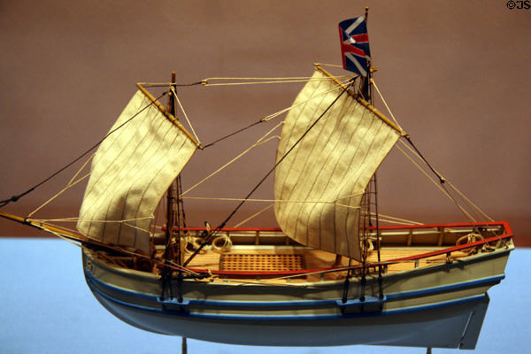 Model of Discovery 20- ton sailing pinnace captained by John Ratcliffe which carried 21 settlers in Jamestown National Park Museum. Jamestown, VA.