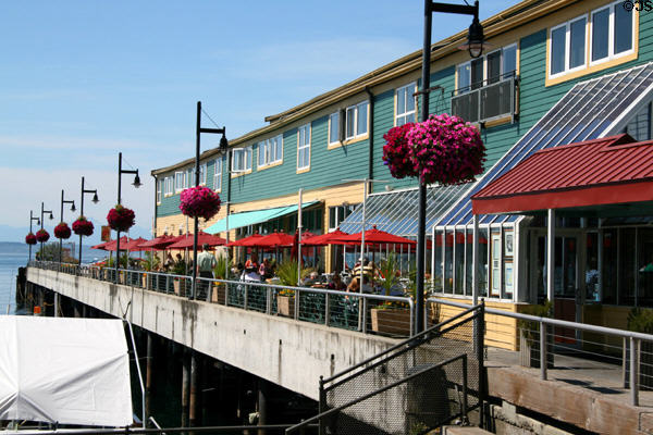 Outdoor restaurant on Seattle's waterfront. Seattle, WA.
