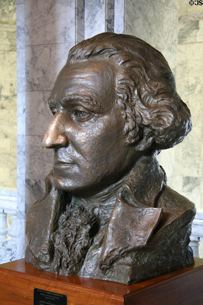 Statue of George Washington (1984) by Avard Fairbanks at Washington State Capitol. Olympia, WA.
