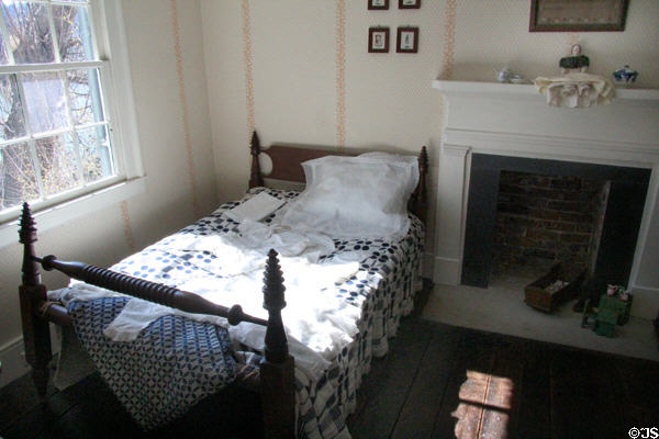 Bedstead at Craik-Patton House. Charleston, WV.